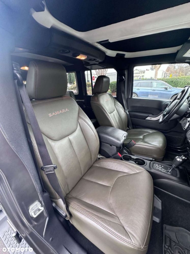 Jeep Wrangler - 19