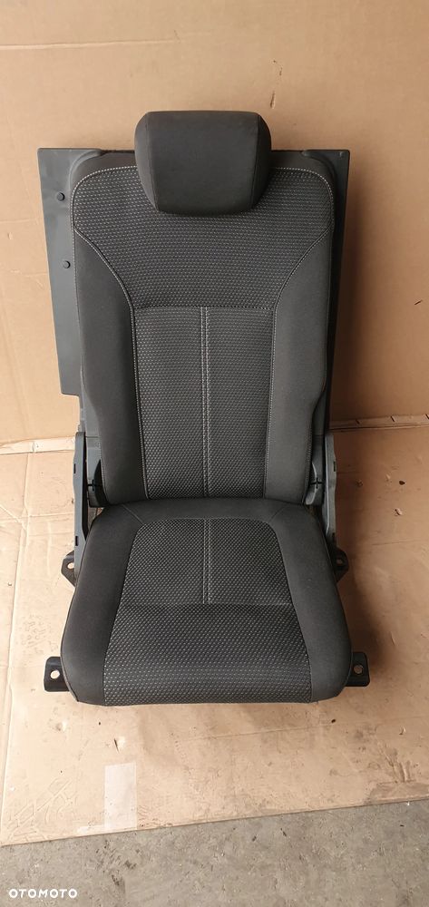 Fotel siedzenie lewy tył tylny 2 rząd Opel Zafira C - 1