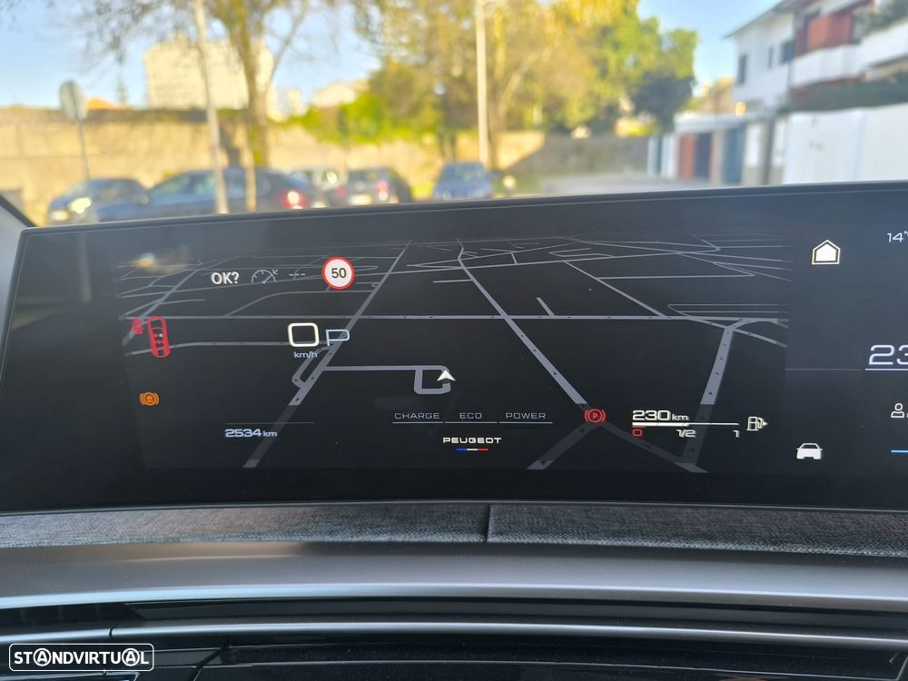 Peugeot 3008 1.2 Hybrid Allure e-DCS6 - 11