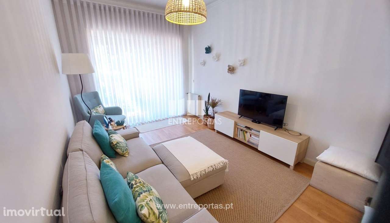 Venda de Moradia V2 com garagem para 2 carros, Santa Maria Maior, Vian - Grande imagem: 2/29