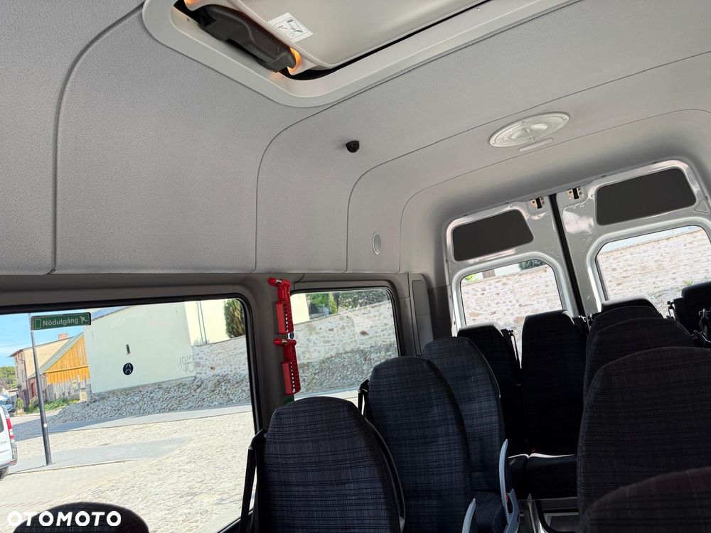 Mercedes-Benz Sprinter 516 CDI / Klima / Webasto / 23 miejsca / - 26