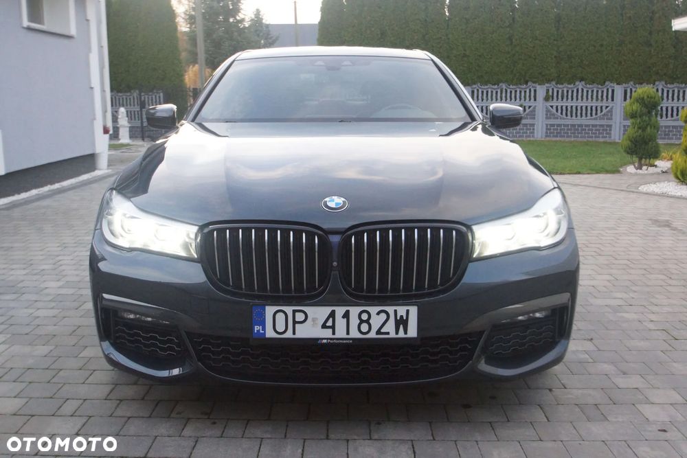 BMW Seria 7 740Li xDrive - 25