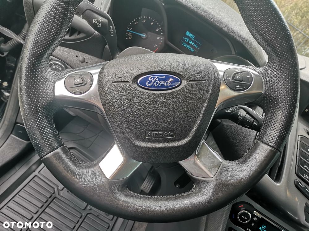 Ford Tourneo Connect Grand - 13
