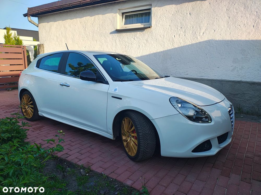 Alfa Romeo Giulietta 1750 TBi Quadrifoglio Verde - 9