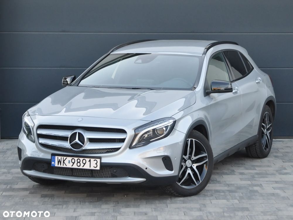 Mercedes-Benz GLA 250 4Matic 7G-DCT UrbanStyle Edition - 1