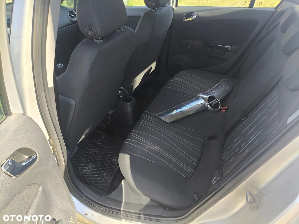 Opel Corsa 1.2 16V - 8