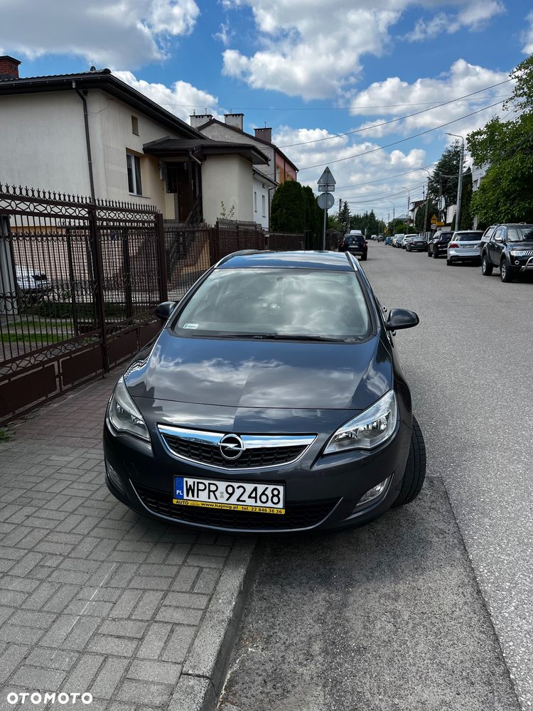 Opel Astra 1.4 T Cosmo - 2