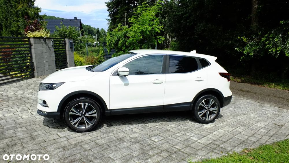 Nissan Qashqai 1.2 DIG-T N-Connecta EU6 - 13