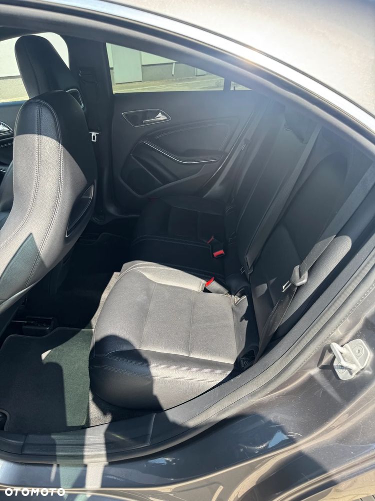 Mercedes-Benz CLA 250 4-Matic - 27