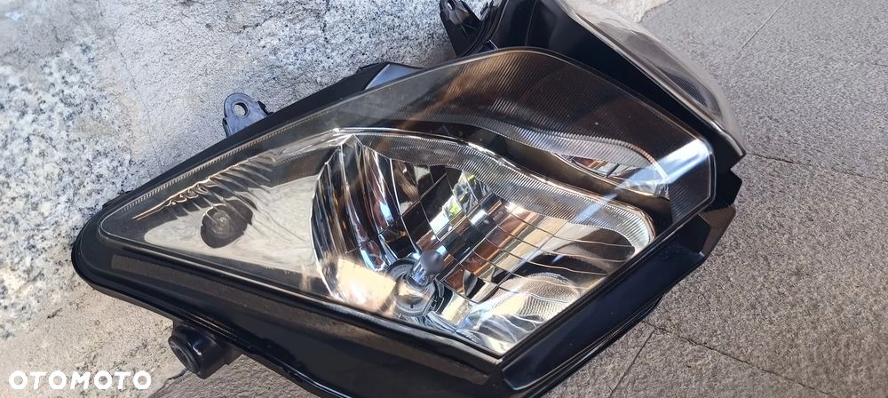 Suzuki V-strom 650 1000 Lampa przód reflektor - 3