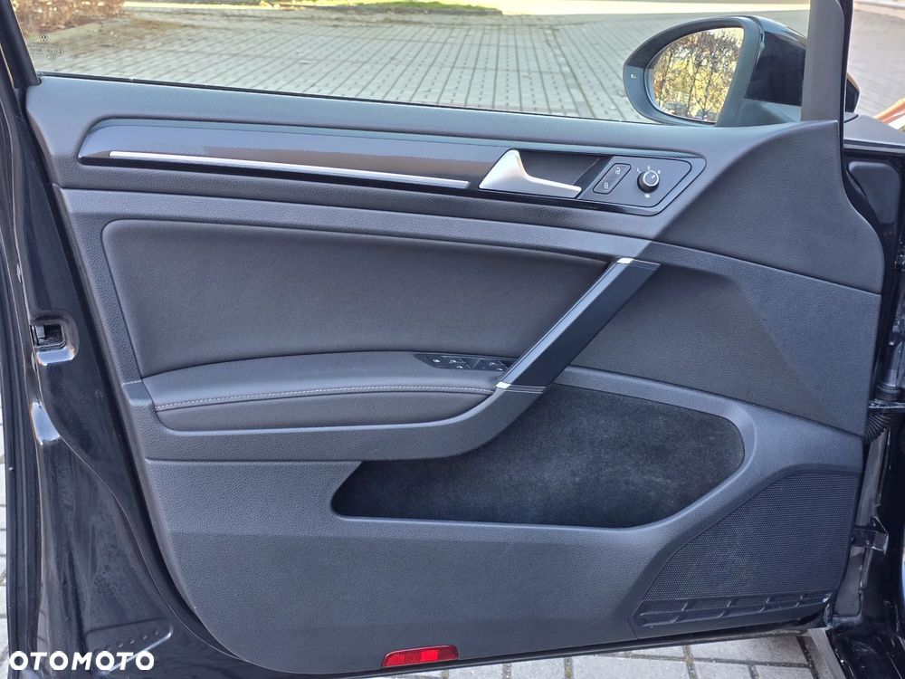 Volkswagen Golf Variant 2.0 TDI (BlueMotion Technology) DSG Highline - 29