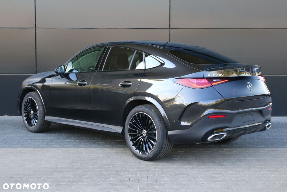 Mercedes-Benz GLC - 13