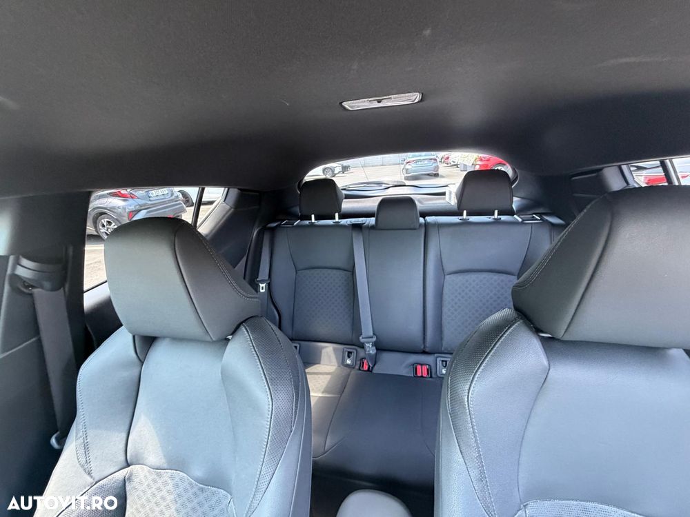 Toyota C-HR 2.0 HSD 184 CP 4x2 CVT Classy Bi-Tone - 10