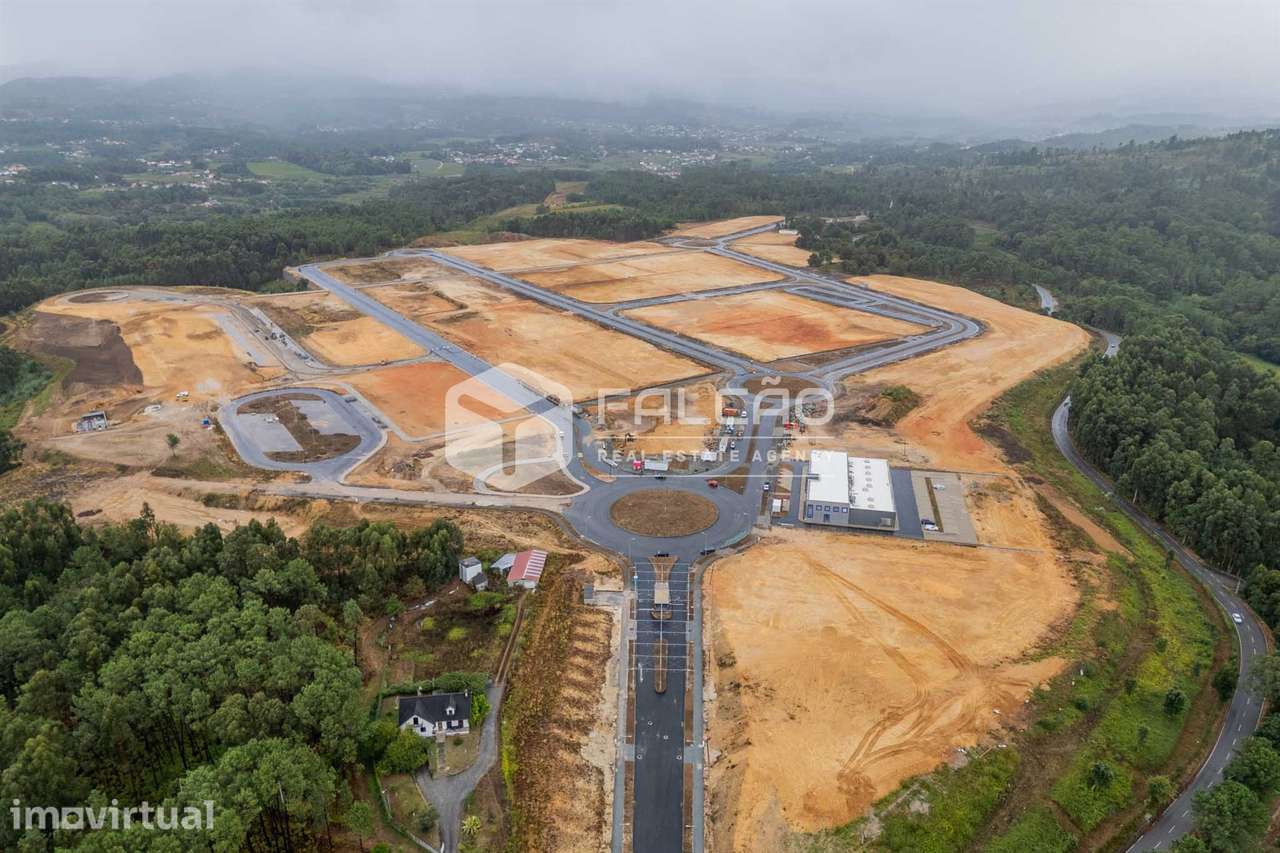 Lote de Terreno  Venda em Troporiz e Lapela,Monção - Grande imagem: 2/52