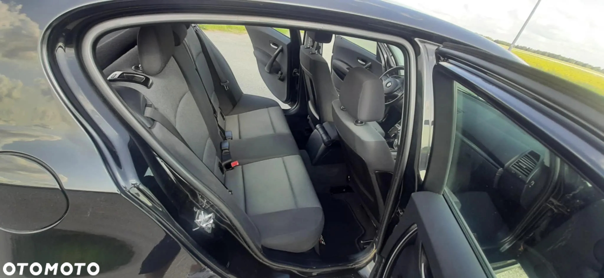 BMW Seria 1 116i - 22