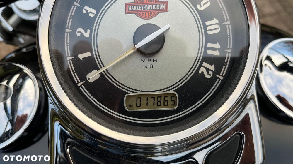 Harley-Davidson Softail Heritage Classic - 10