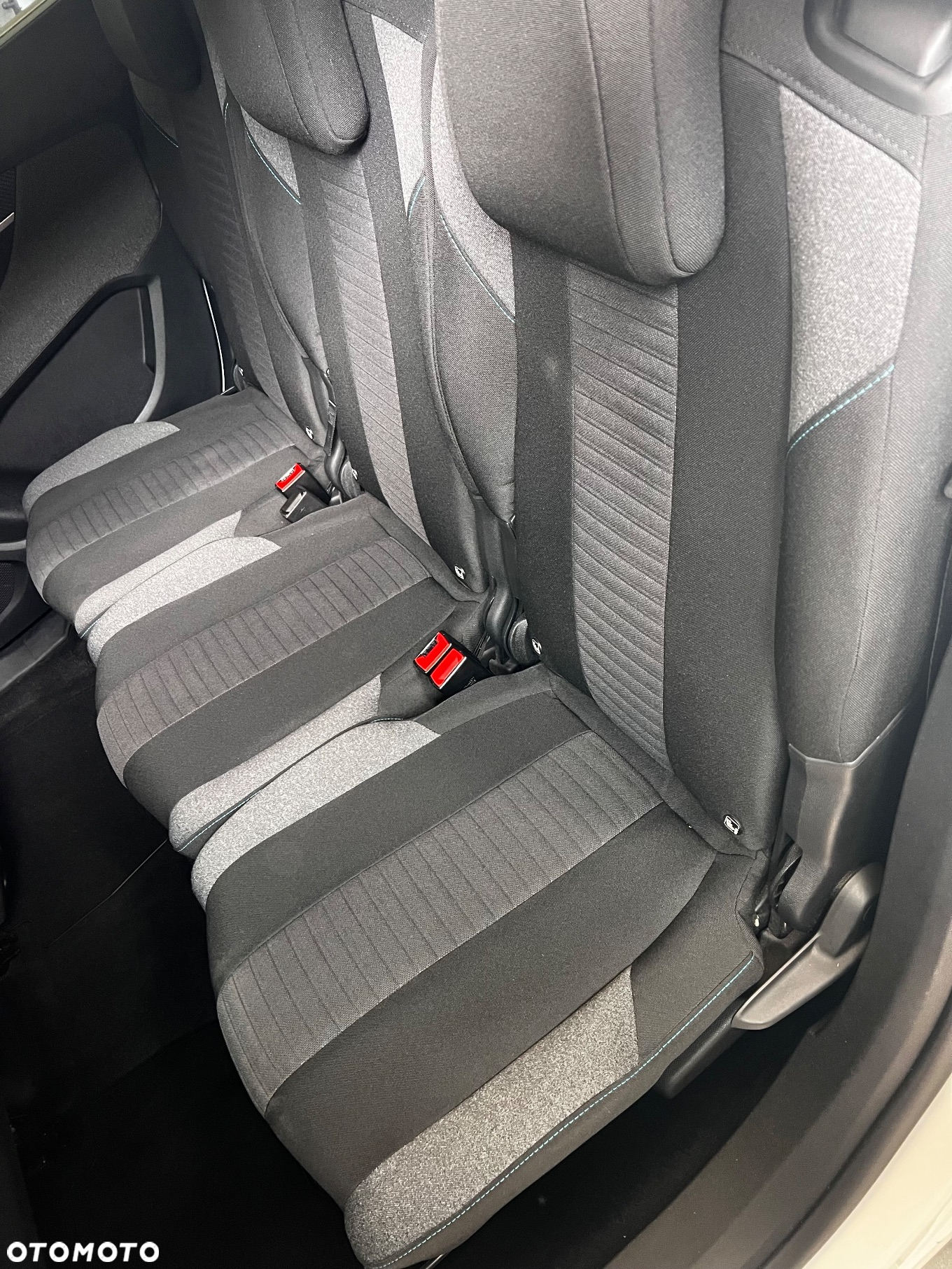 Peugeot 5008 1.5 BlueHDi Allure S&S - 11