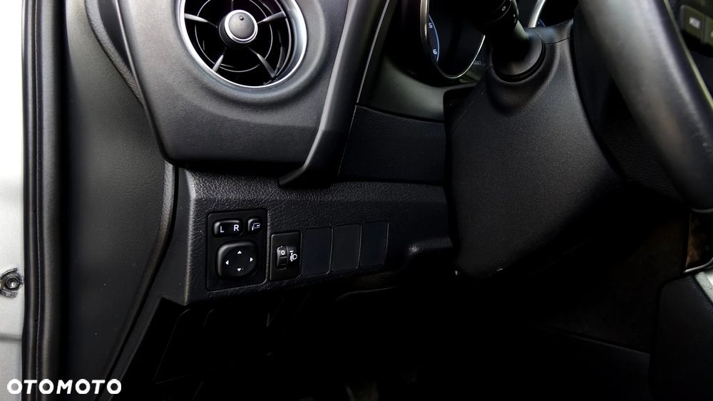 Toyota Auris - 3
