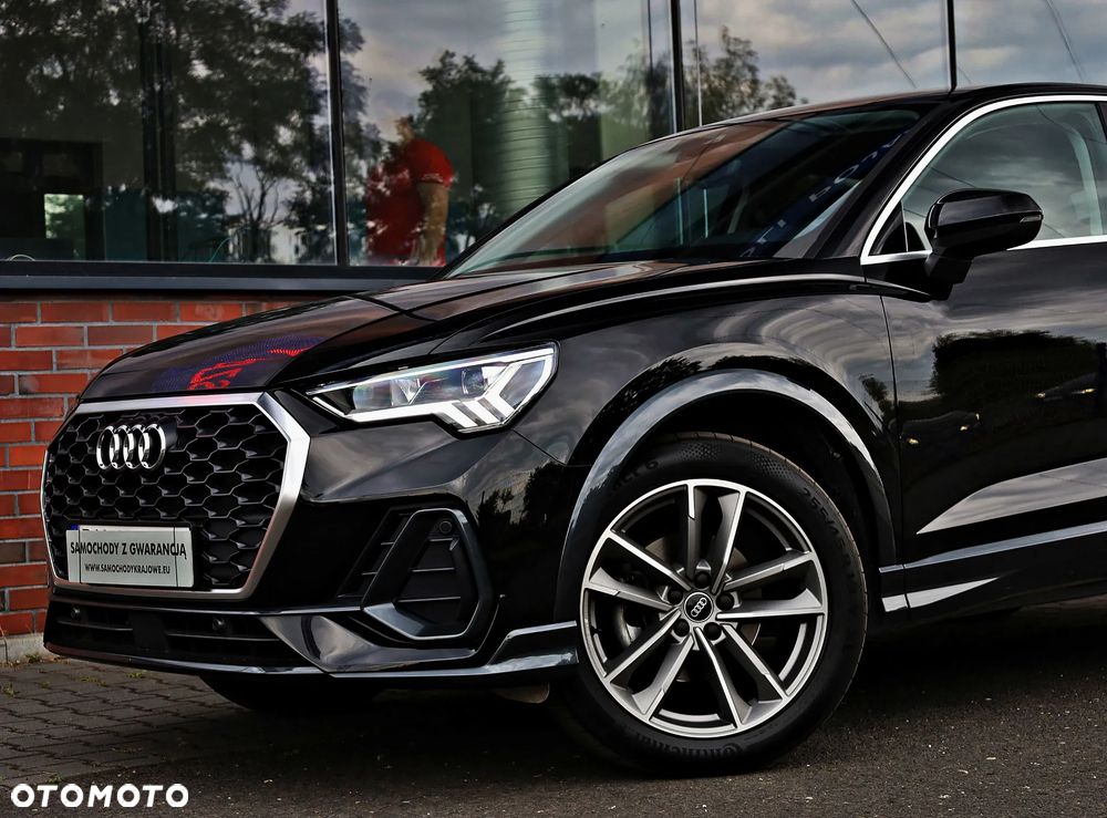 Audi Q3 Sportback - 11