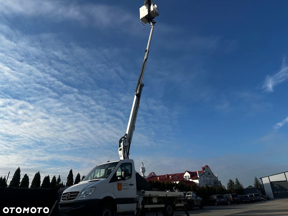 Mercedes-Benz Sprinter - 3