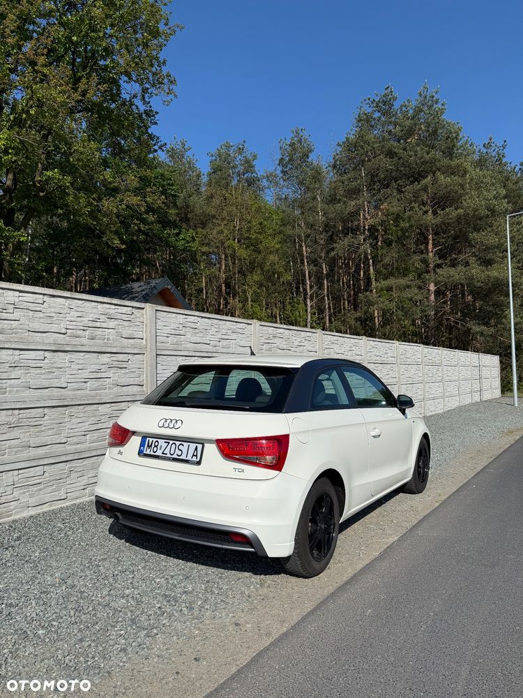 Audi A1 3-drzwiowe 1.6 TDI S line Sportpaket - 9