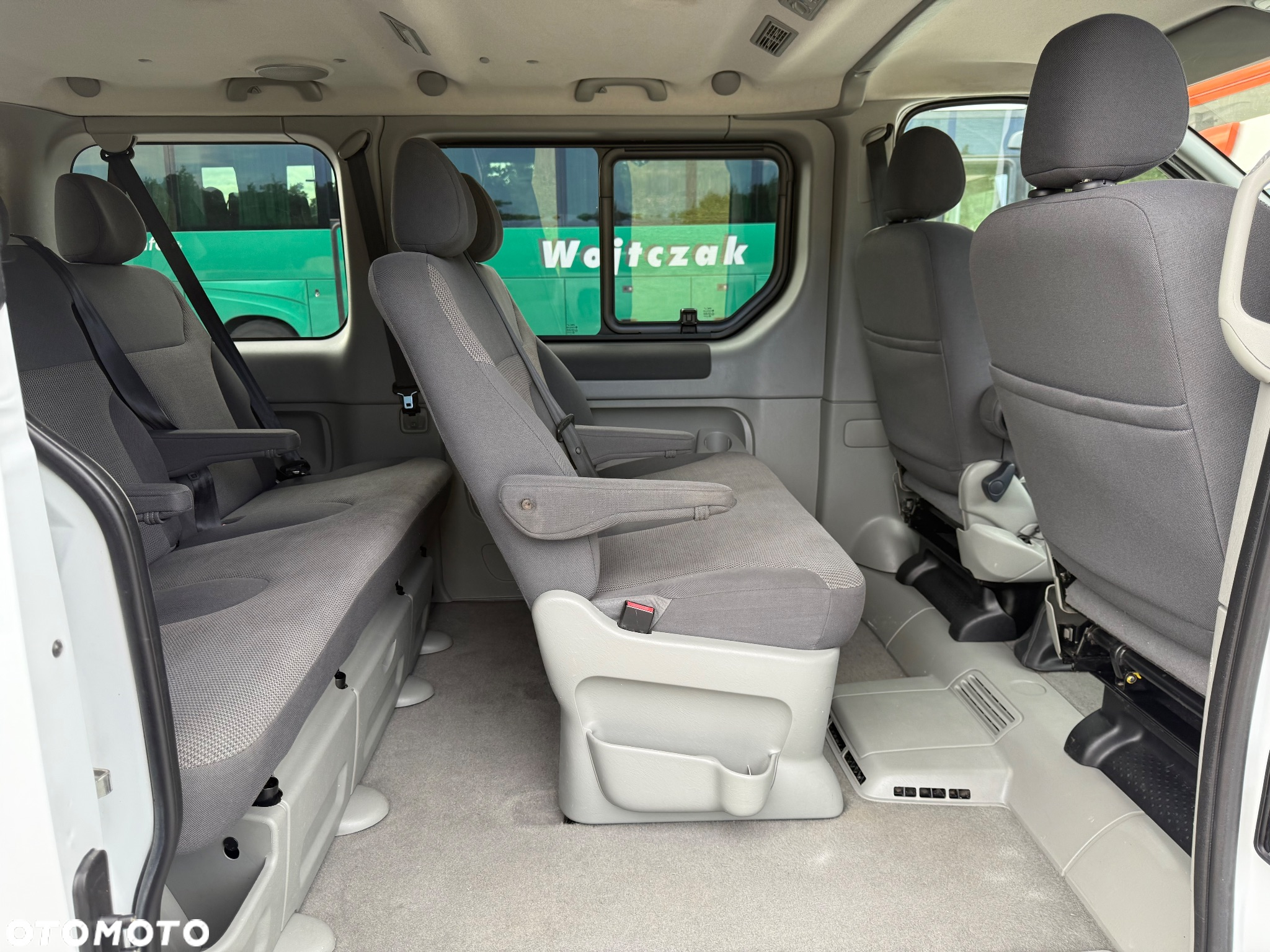 Opel Vivaro Tour Cosmo L1H1 - 17