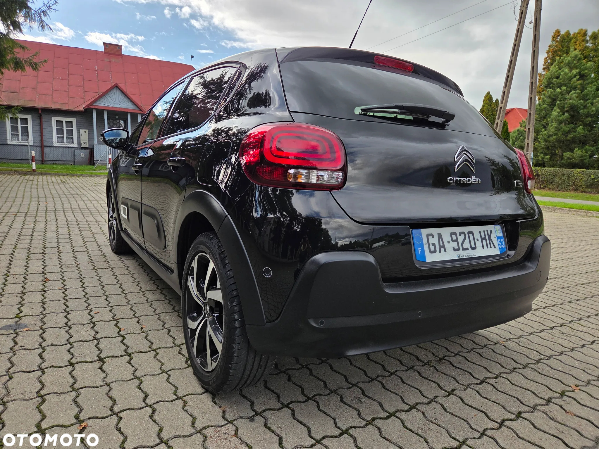 Citroën C3 1.2 PureTech GPF Shine S&S EAT6 - 12