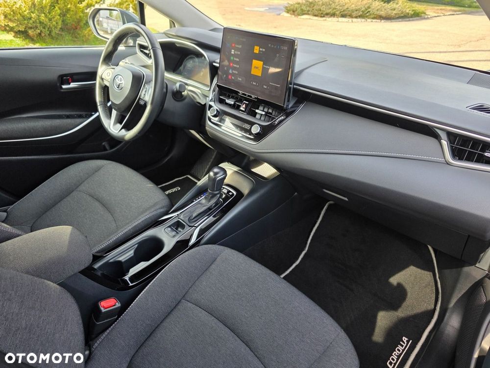 Toyota Corolla 1.8 Hybrid Comfort - 11