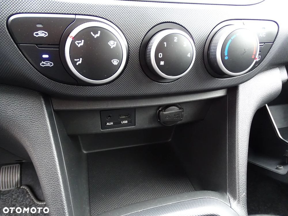 Hyundai i10 1.0 blue Style - 28