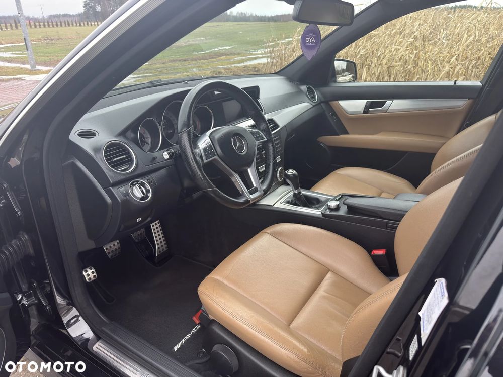 Mercedes-Benz Klasa C 200 CDI Avantgarde Edition - 11