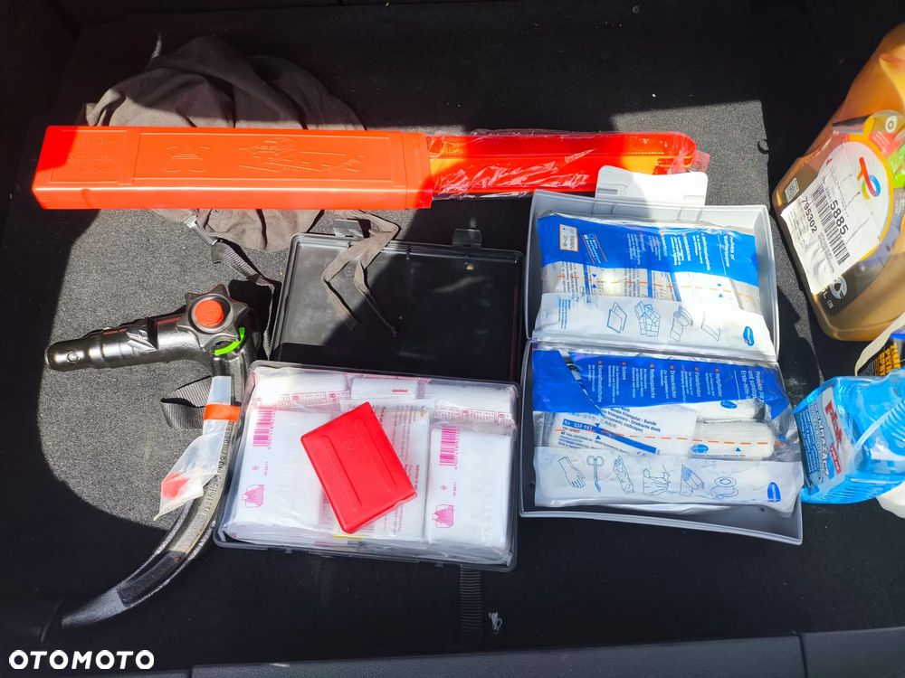 Opel Astra IV GTC 1.4 T Sport EU6 - 26