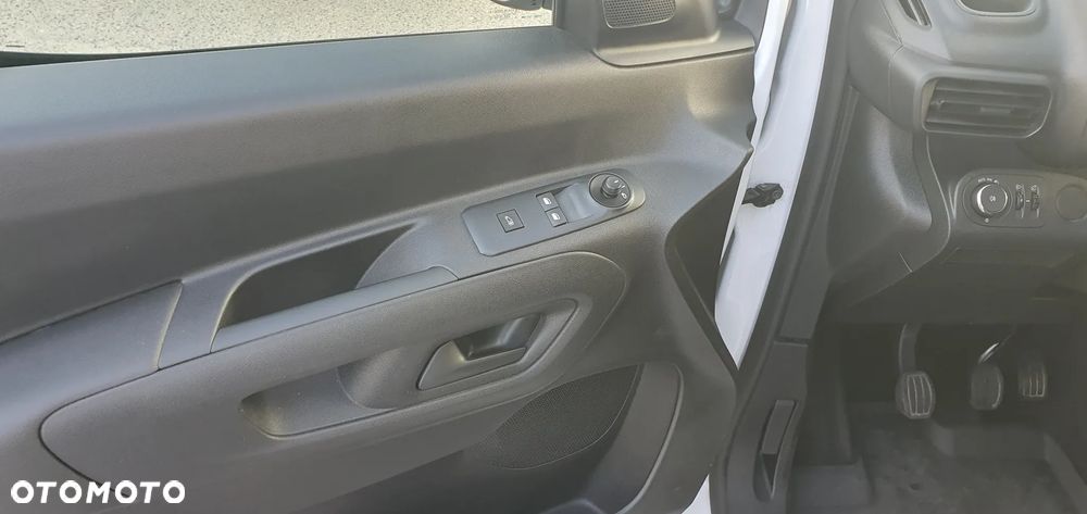 Opel Combo 1.2 Turbo Edition S&S N1 - 10