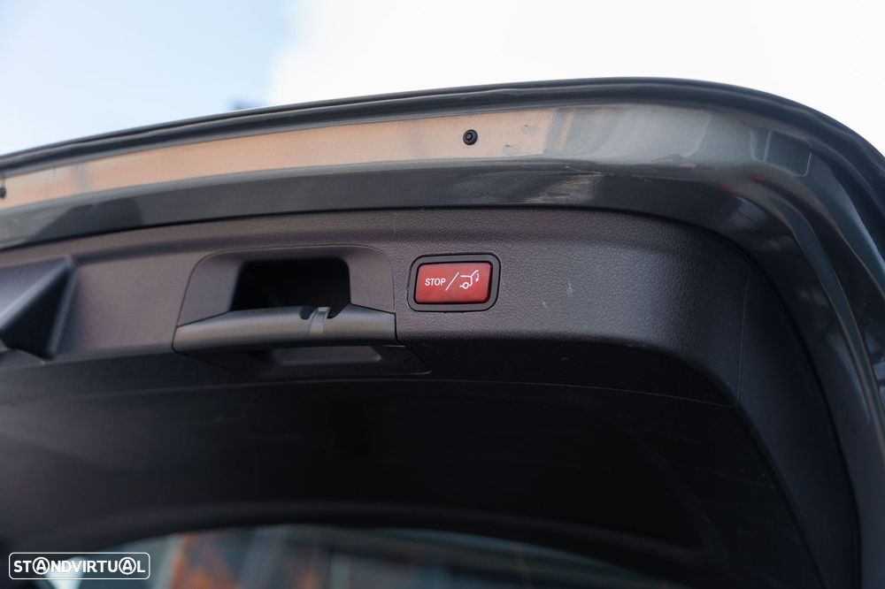 Mercedes-Benz GLE 350 de 4Matic 9G-TRONIC AMG Line - 31