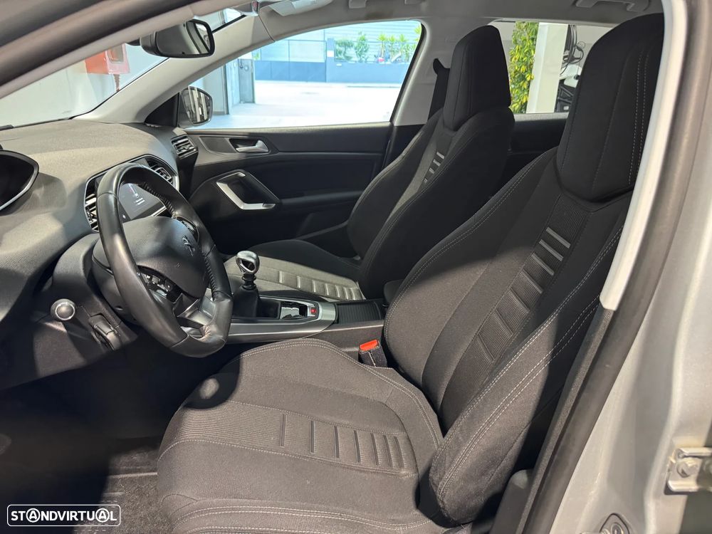 Peugeot 308 e-HDi FAP 115 Stop&Start Allure - 11