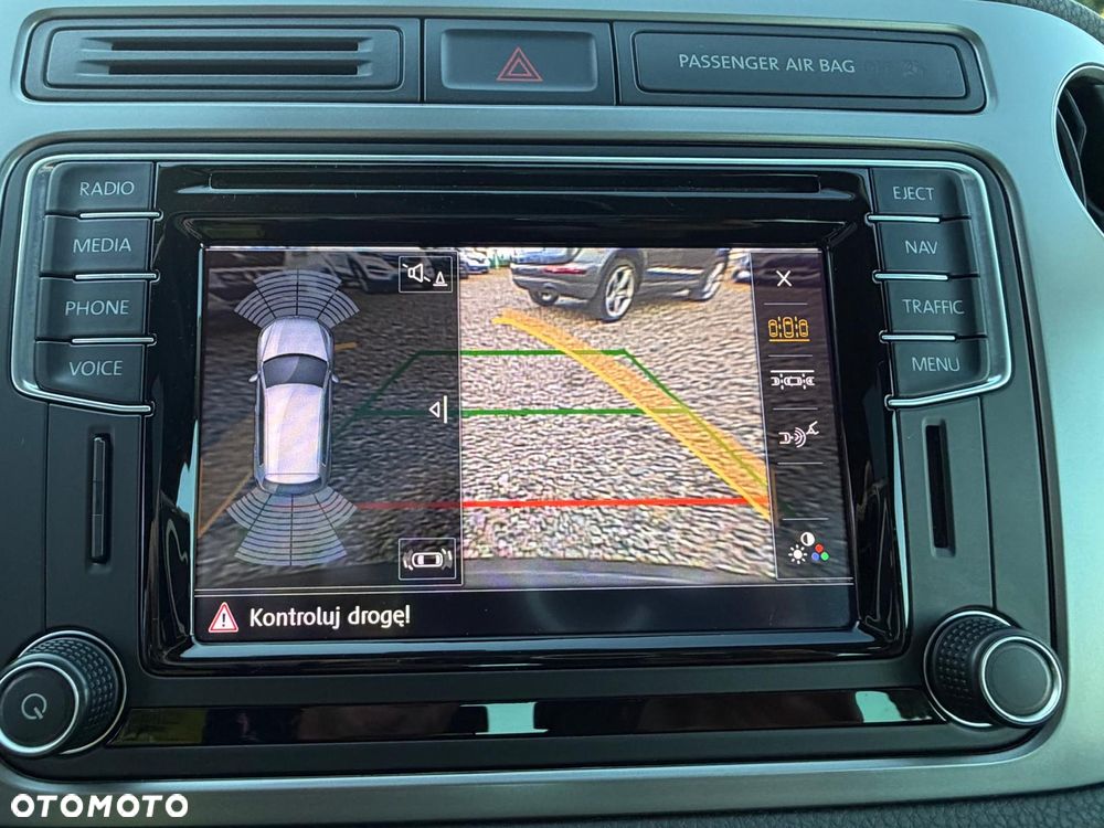 Volkswagen Tiguan 2.0 TDI DPF BlueMotion Technology Cup Sport & Style - 23