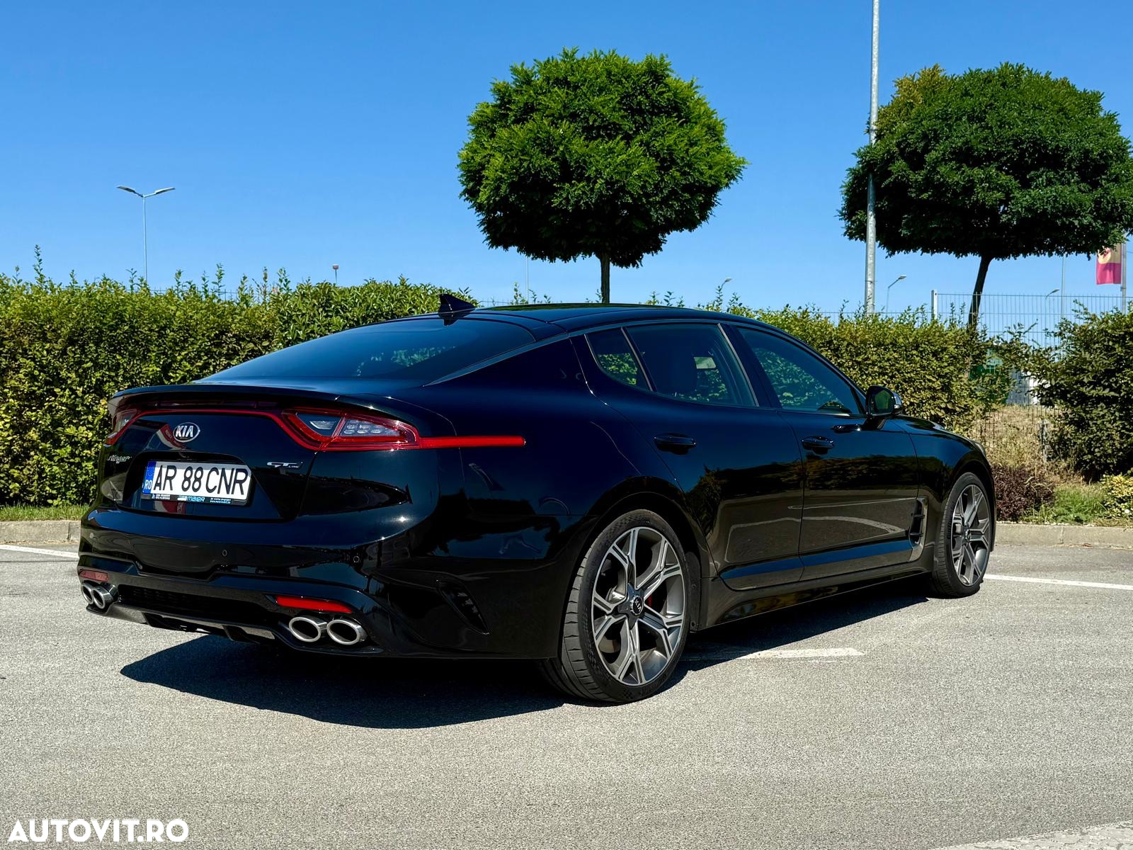 Kia Stinger 2.0 T-GDI GT Line - 3