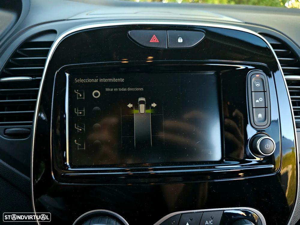 Renault Captur 0.9 TCE Exclusive - 10