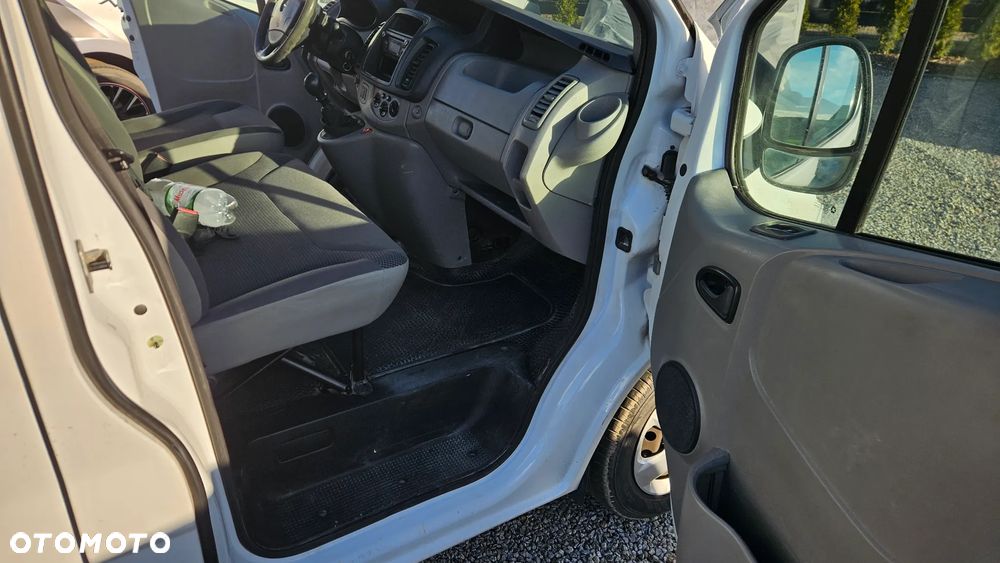 Opel Vivaro - 13