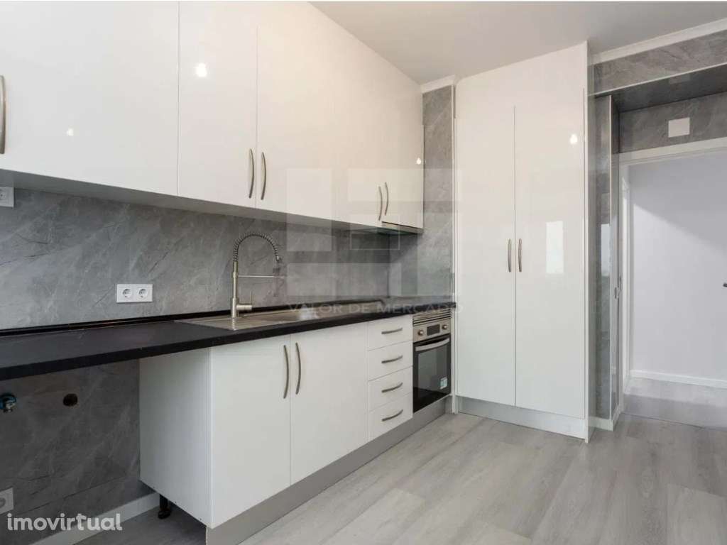 APARTAMENTO T2 - QUARTEIRA - Grande imagem: 4/18