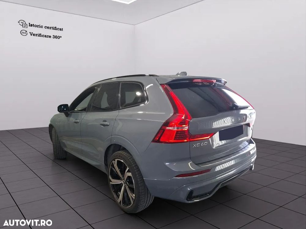 Volvo XC 60 T8 Twin Engine AWD R-Design - 3