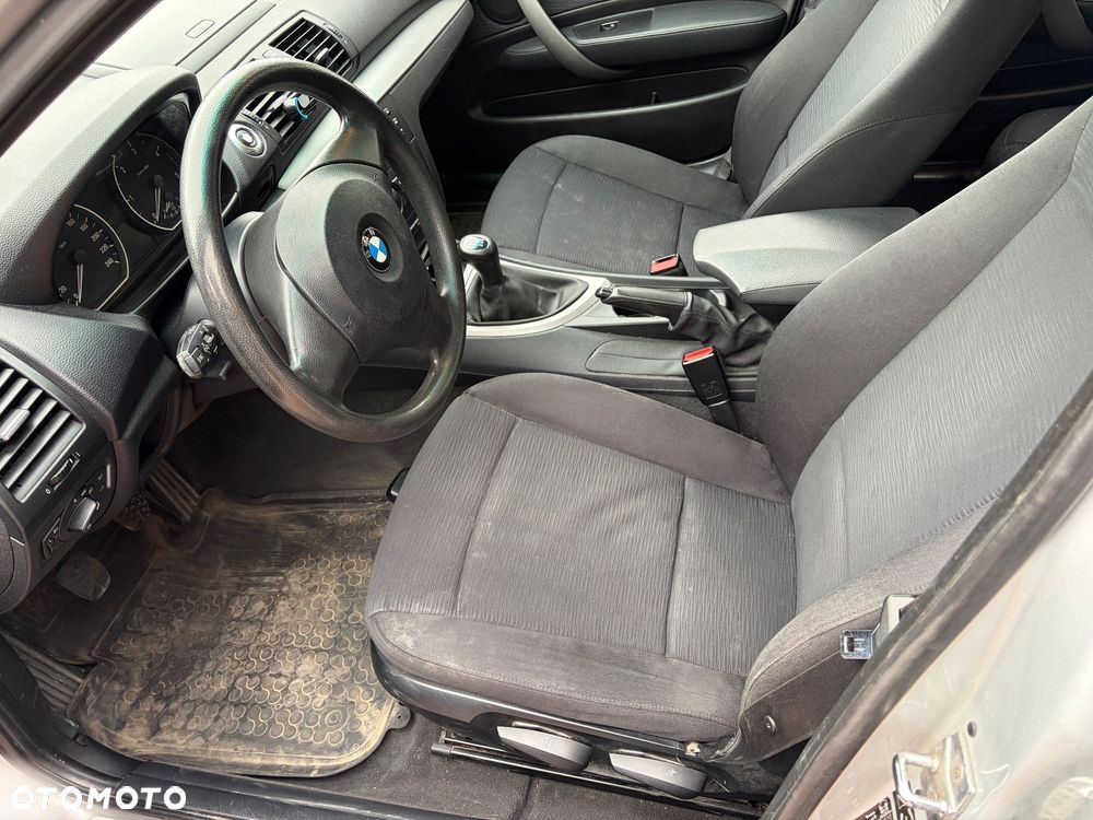 BMW Seria 1 - 2