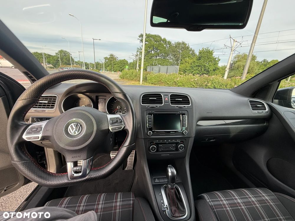 Volkswagen Golf - 12