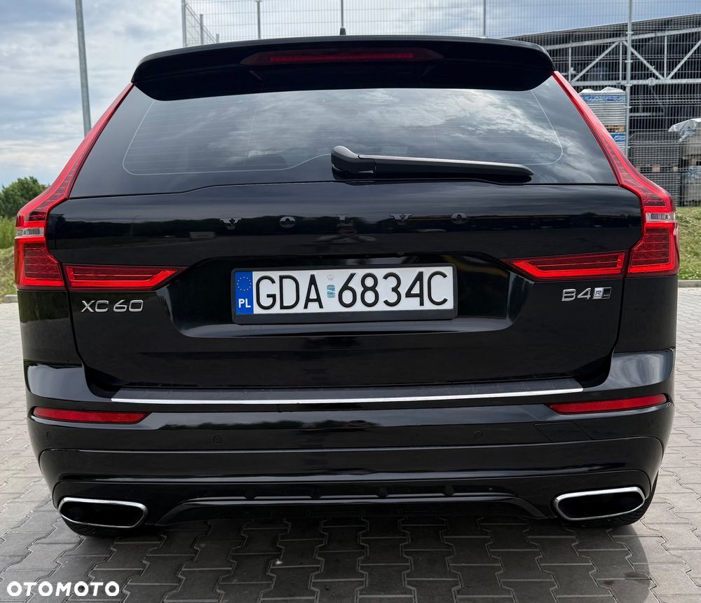 Volvo XC 60 B4 D AWD R-Design - 5