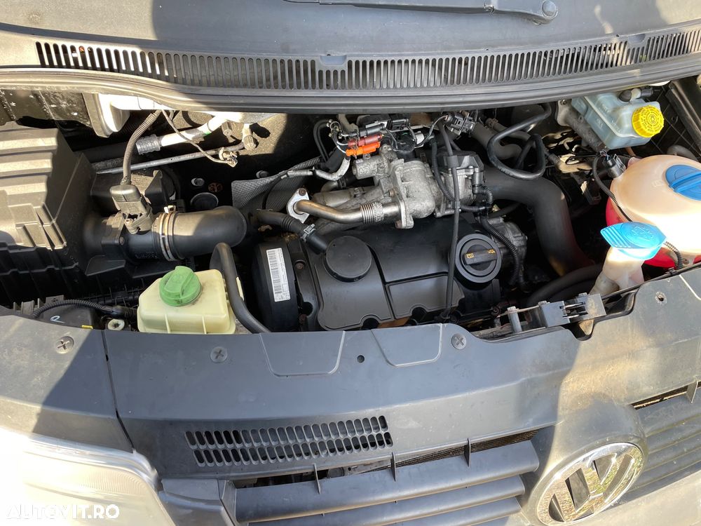 Volkswagen Transporter Caravelle Lung (7 loc) - 19