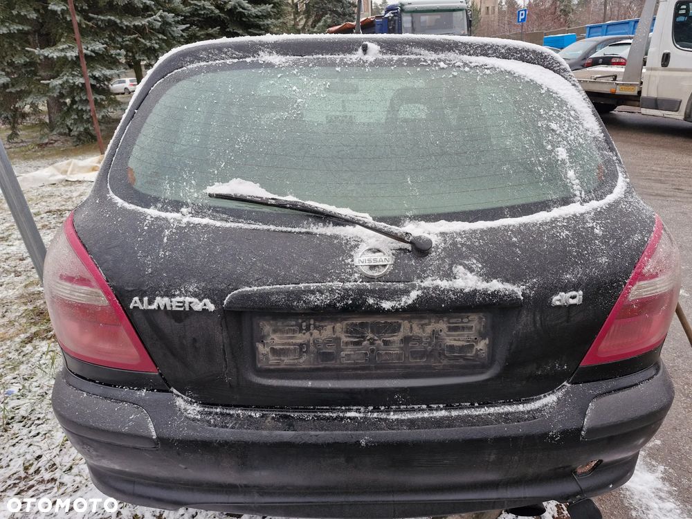 Klapa bagażnika ALMERA N16 2000 r czarna