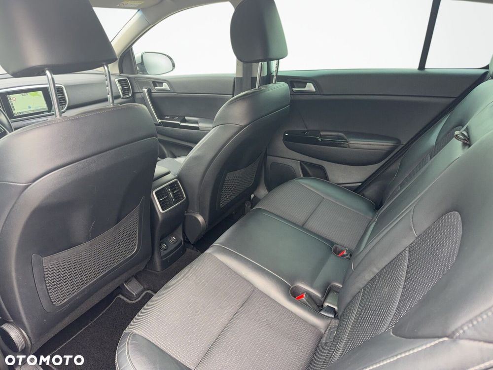 Kia Sportage - 13