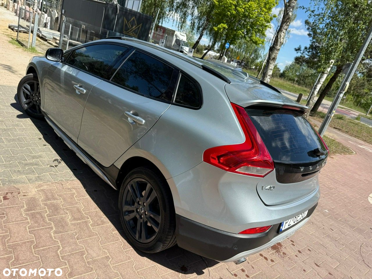 Volvo V40 Cross Country - 3