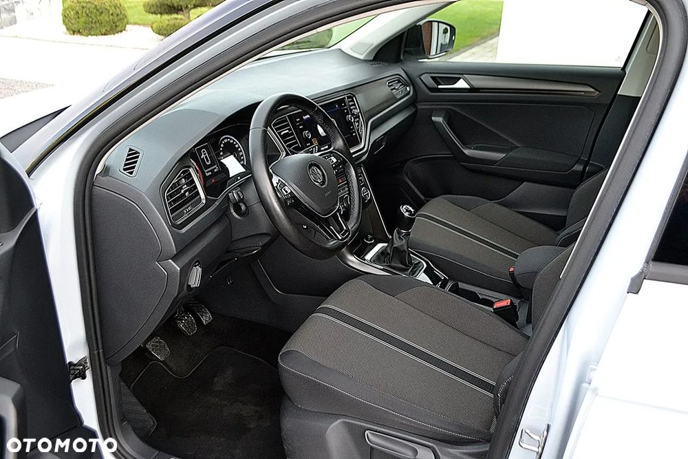 Volkswagen T-Roc 1.5 TSI ACT Advance - 13