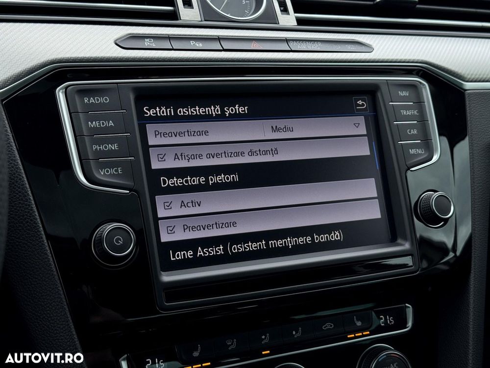 Volkswagen Passat - 18