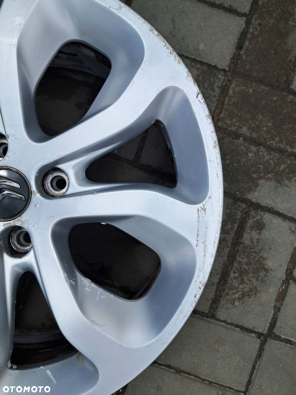Citroen C3 II DS3 Felgi aluminiowe 17" 9671587277 7Jx17 ET26 4x108 - 6